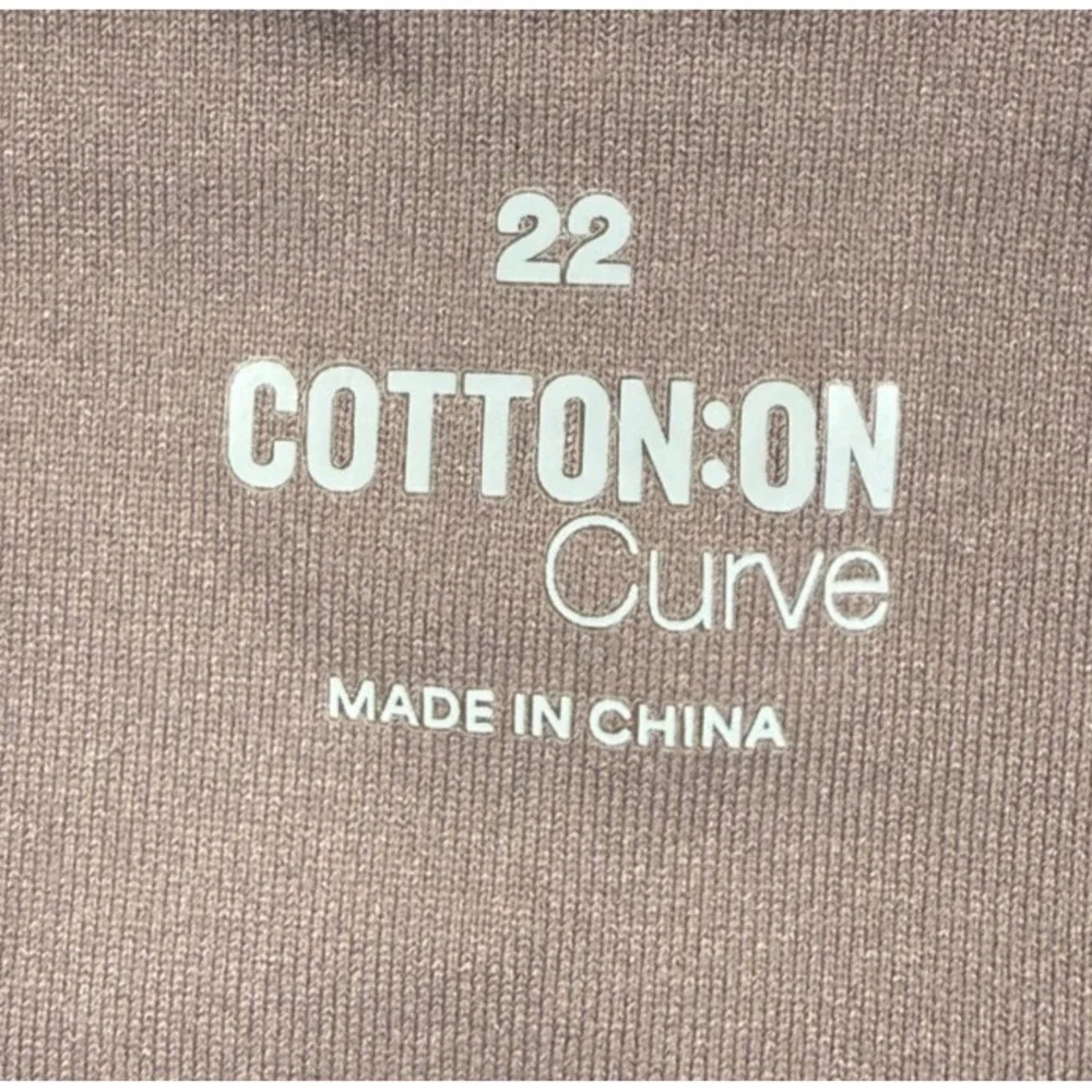 Cotton On this top